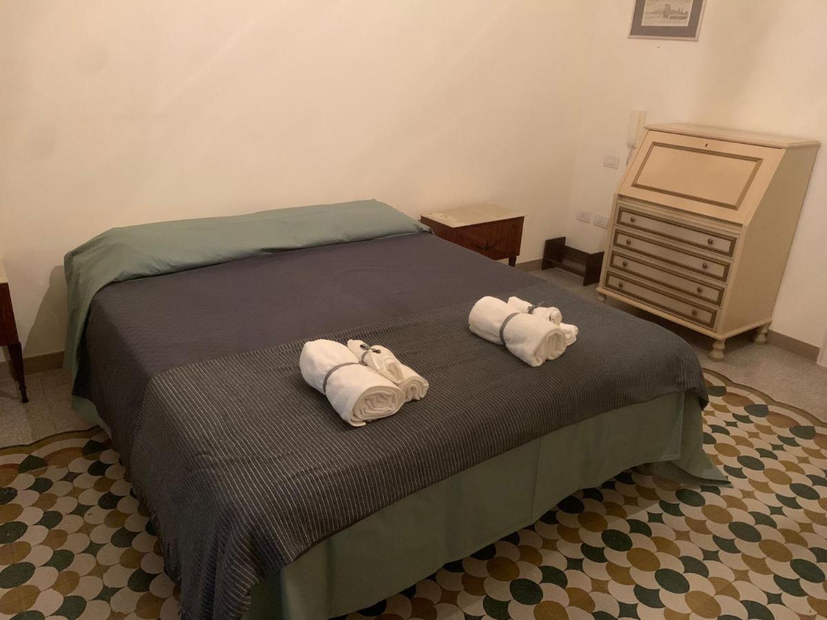 La Grande Casa Di Puglia Bed & Breakfast โจเยีย เดล คอลเล ภายนอก รูปภาพ